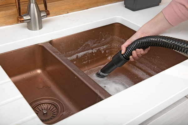 George Aspira e lava